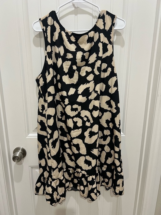 Dresses & Skirts - Sleeveless Black and Cream Animal Print Swing Dress
